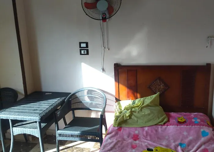 صغيرة قريبة من شاطئ البحر في Apartment *
